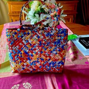 Catch all bag woven plastic